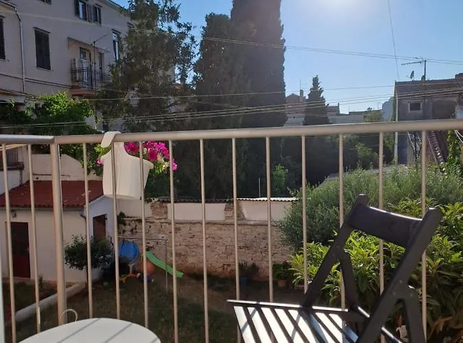 Yulia Διαμέρισμα